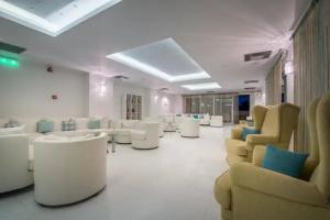 Galaxy Beach Resort Bw Premier Collection, Лаганас