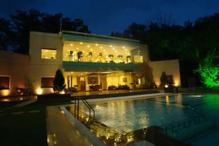 The Lalit Ashok - 10