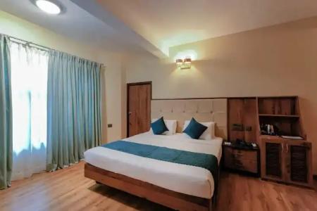 Cross Roads Inn - 12