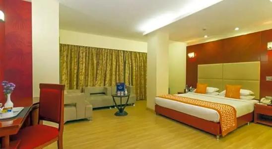 Cross Roads Inn - 19