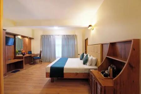 Cross Roads Inn - 33