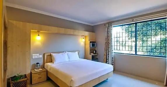 Cross Roads Inn - 24