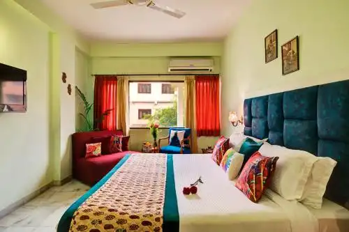 Sarang Palace - Boutique Stays & Candlelight Dining - 9