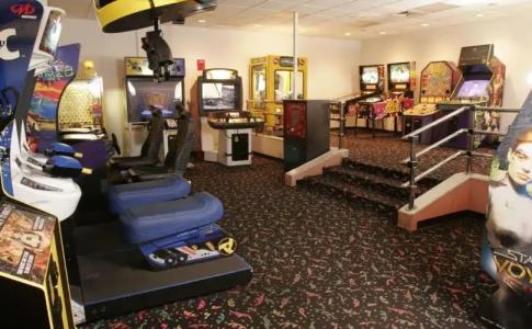 Maingate Lakeside Resort - 12