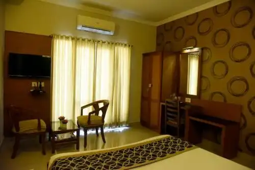 Pearl International - 32