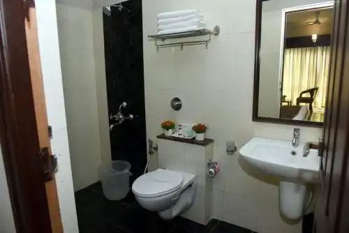 Pearl International - 20