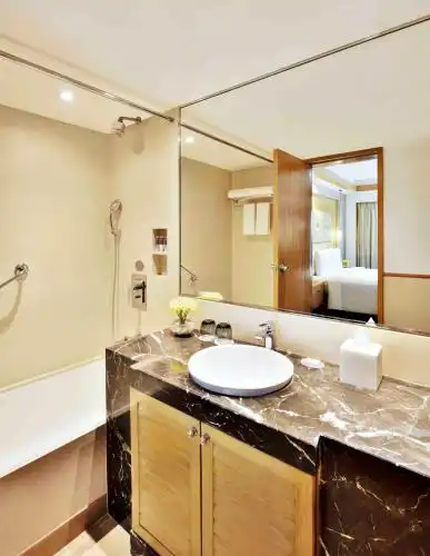 Courtyard by Marriott Chennai - 90