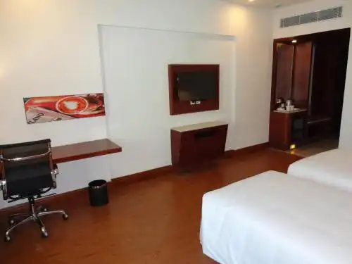 Abu Sarovar Portico,Chennai - 18