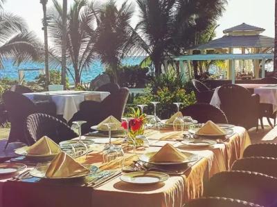 Tracadero Beach Resort - 12