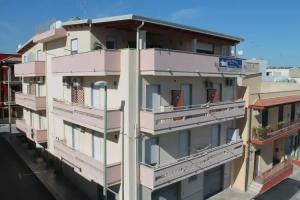 B&B Brezza Marina & Shoreline Restaurant, Поццалло