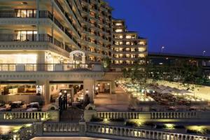 Hotel «La Suite Kobe Harborland», Кобе