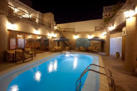 Al Liwan Suites - 17