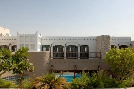 Al Liwan Suites - 13