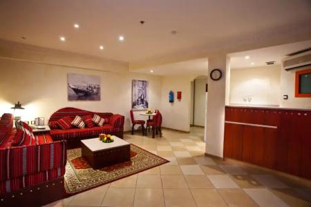 Al Liwan Suites - 31