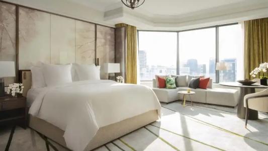 Four Seasons Singapore (SG Clean, Staycation Approved) - 99