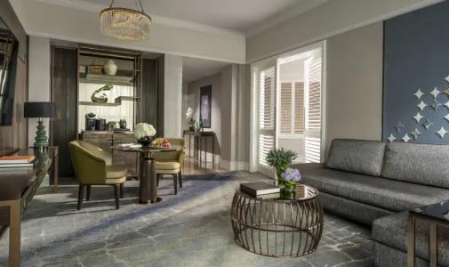 Four Seasons Singapore (SG Clean, Staycation Approved) - 4