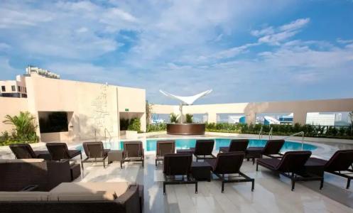 Four Seasons Singapore (SG Clean, Staycation Approved) - 33