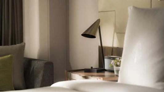 Four Seasons Singapore (SG Clean, Staycation Approved) - 42