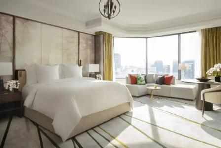 Four Seasons Singapore (SG Clean, Staycation Approved) - 16