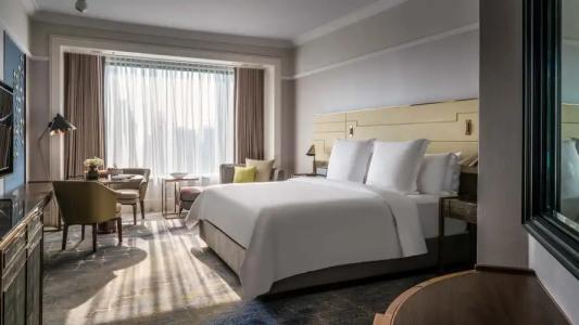 Four Seasons Singapore (SG Clean, Staycation Approved) - 54