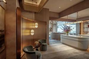 Отель «Swissotel The Stamford»