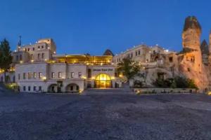 Гостиницы с круглогодичным подогреваемым бассейном