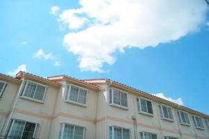 Hotel «Pacific», Каттолика