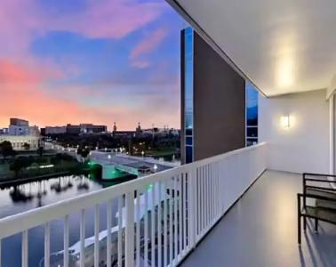 Tampa Riverwalk - 39