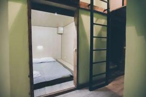 Капсульный отель G=0