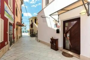 Hotel «Marina», Фажана