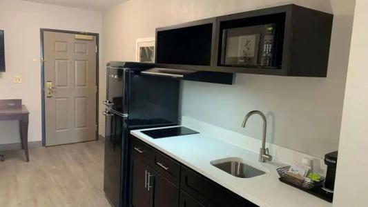 Country Inn & Suites by Radisson, Tucson City Center, AZ - 18