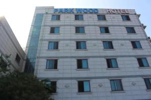 Hotel «Parkwood Incheon Airport», Инчхон