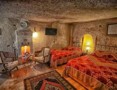 Traveller's Cave - 174