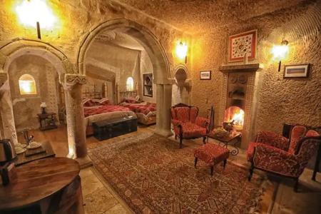 Traveller's Cave - 115