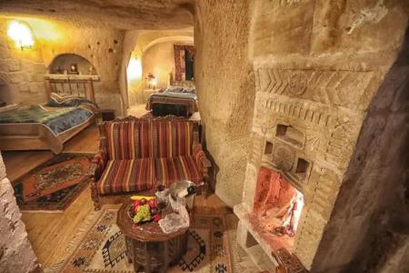 Traveller's Cave - 109
