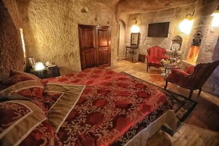 Traveller's Cave - 148