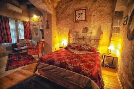 Traveller's Cave - 131