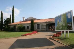 Отель «Easyatent Safari tent Polari», Ровинь