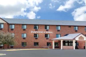 Days Inn & Suites by Wyndham Des Moines Airport, Де-Мойн