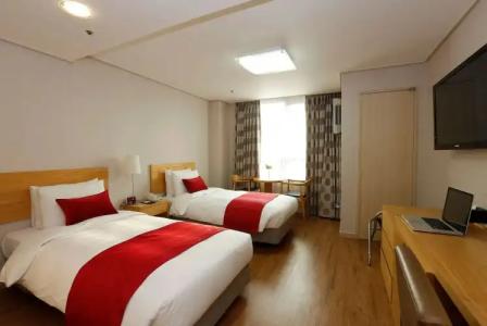 Ramada by Wyndham Seoul Dongdaemun - 2