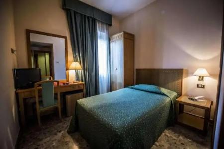 Nuovo Albergo - 55