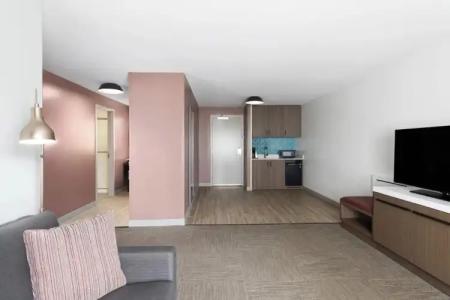 Hilton Garden Inn - 47