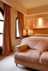 Le Convivial - Wine and Spa Experience Suites - 32