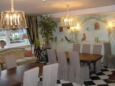 Apvalaus stalo klubas - 18