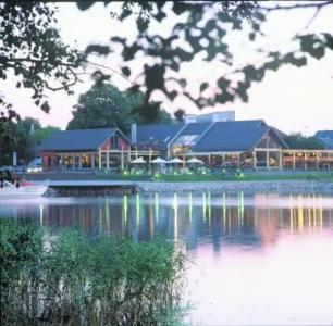 Apvalaus stalo klubas - 15