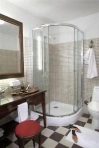 Apvalaus stalo klubas - 26