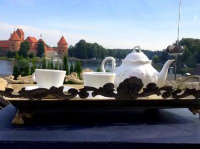 Apvalaus stalo klubas - 27