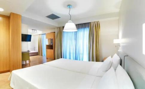 Phidias Piraeus - 82