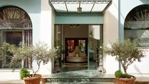 Dioni Boutique - 0