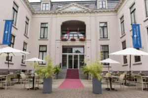 Fletcher Hotel Paleis Stadhouderlijk Hof, Лееуварден
